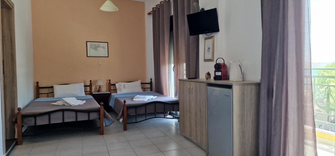 By Captains Studio Appartement Ierápetra Buitenkant foto