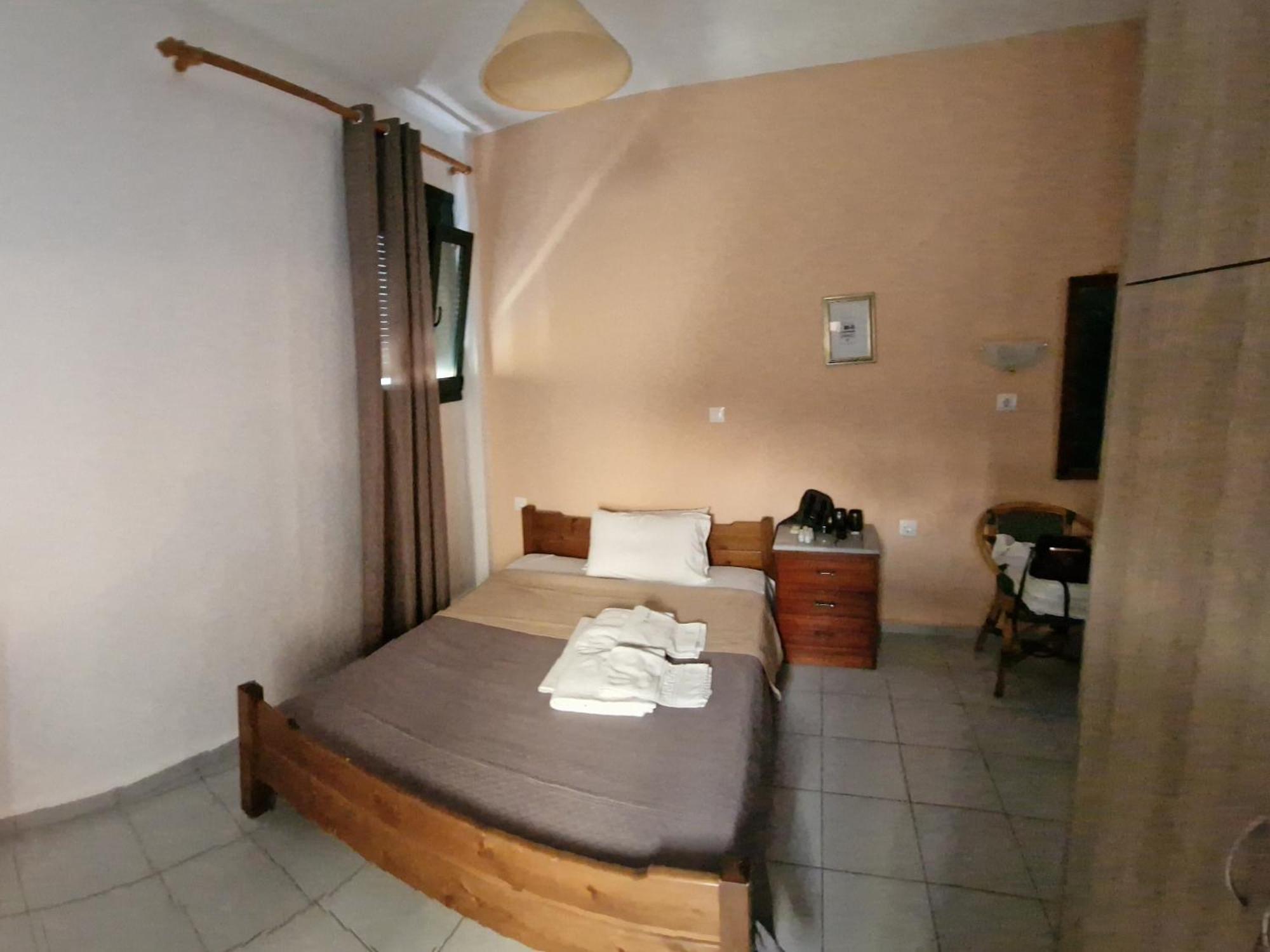 By Captains Studio Appartement Ierápetra Kamer foto