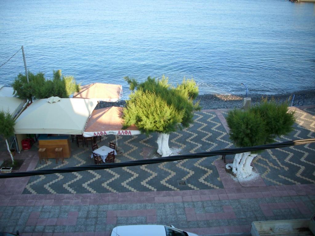 By Captains Studio Appartement Ierápetra Buitenkant foto
